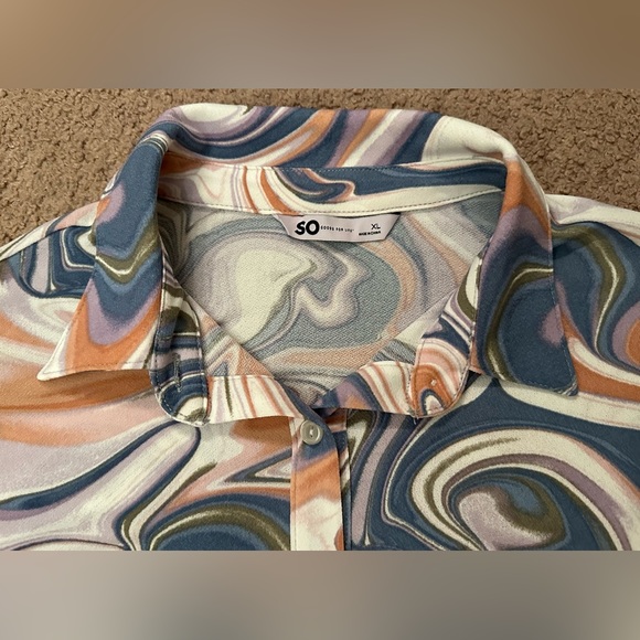 SO Women’s Juniors Marble Swirl Button Down Cinched Blouse Crop Top Size XL - Picture 5 of 14